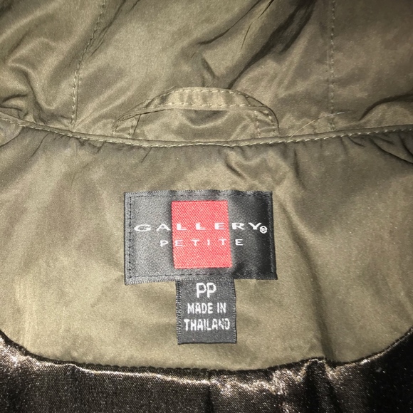 Jacket - Picture 2 of 3